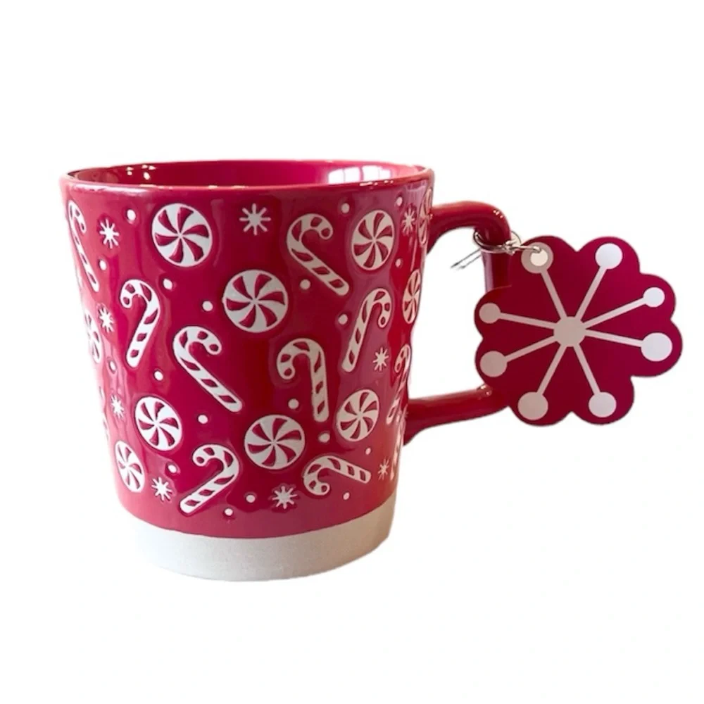 ❤️ PEPPERMINT CANDY SWIRLS + Candy Cane Red Christmas Mug NEW - Picture 1 of 3